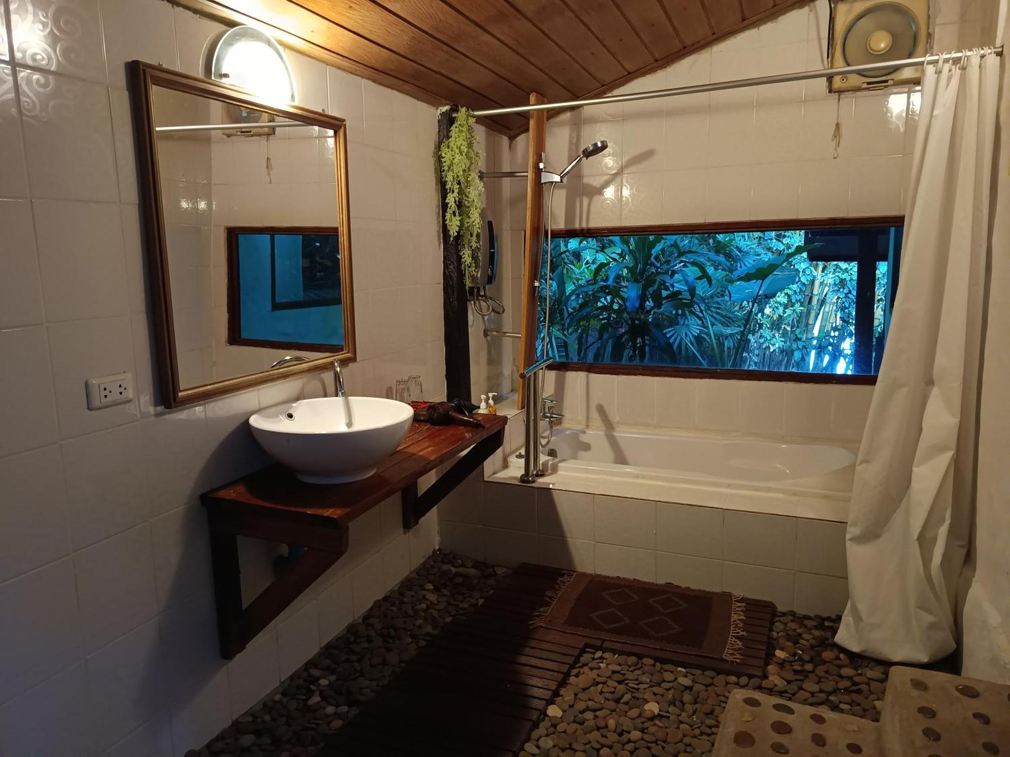Tonnam Homestay Chiang Mai Extérieur photo